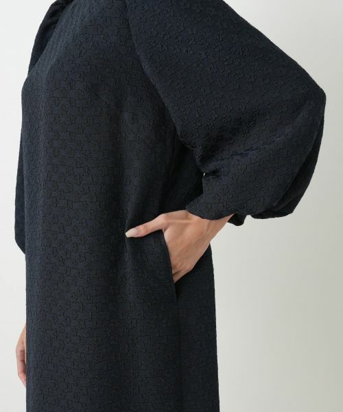 Leilian PLUS HOUSE / レリアンプラスハウス ドレス | バルーンスリーブワンピース【NEMIKA】 | 詳細14