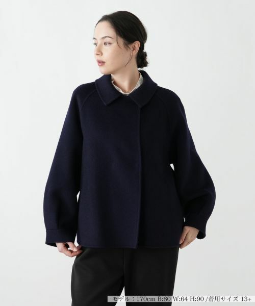 Leilian PLUS HOUSE/レリアンプラスハウス ステンカラーショートジャケット【25年11月カタログ】 ネイビー 17+ Leilian PLUS HOUSE/レリアンプラスハウス ステンカラーショートジャケット【25年11月カタログ】 ネイビー 17+