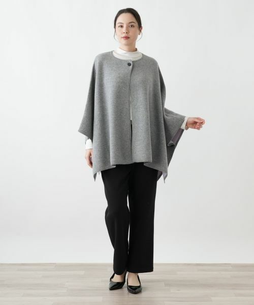 Leilian PLUS HOUSE / レリアンプラスハウス その他アウター | リバーシブルマント【25年11月カタログ】 | 詳細1