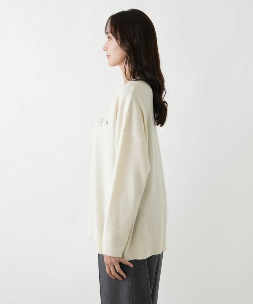 Leilian PLUS HOUSE / レリアンプラスハウス ニット・セーター | Vネックモチーフプルオーバー【BOURGE】 | 詳細11