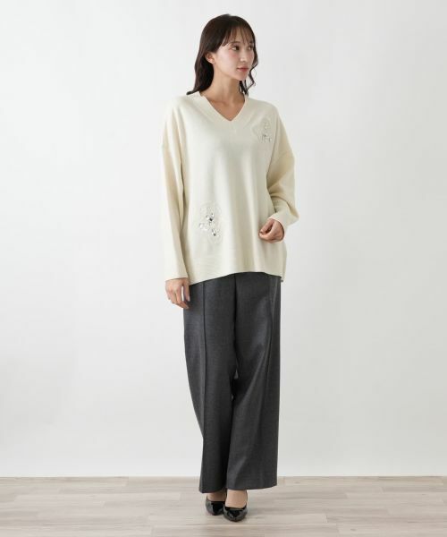 Leilian PLUS HOUSE / レリアンプラスハウス ニット・セーター | Vネックモチーフプルオーバー【BOURGE】 | 詳細7