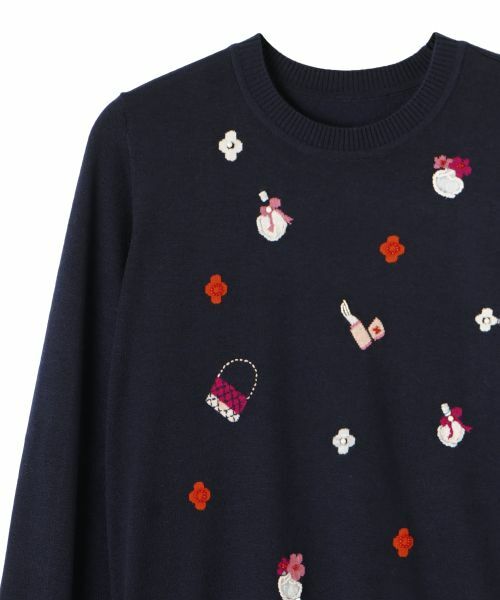 Leilian PLUS HOUSE / レリアンプラスハウス ニット・セーター | モチーフ刺繍クルーネックセーター【Leilian WHITE LABEL】 | 詳細3