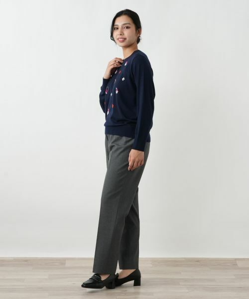 Leilian PLUS HOUSE / レリアンプラスハウス ニット・セーター | 【店舗人気】モチーフ刺繍クルーネックセーター【Leilian WHITE LABEL】 | 詳細5