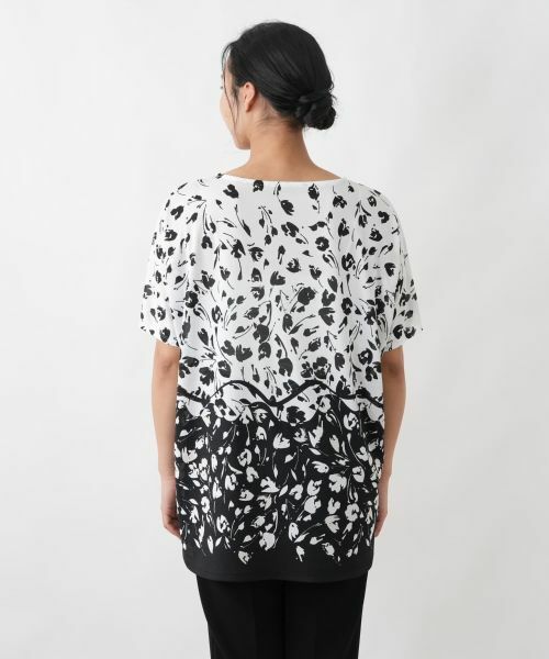 Leilian PLUS HOUSE / レリアンプラスハウス カットソー | フラワープリントチュニック【プラス企画】 | 詳細6