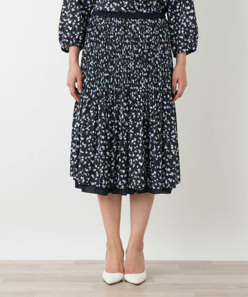 Leilian PLUS HOUSE / レリアンプラスハウス ロング・マキシ丈スカート | リバーシブル フラワープリント プリーツスカート【Leilian WHITE LABEL】 | 詳細10