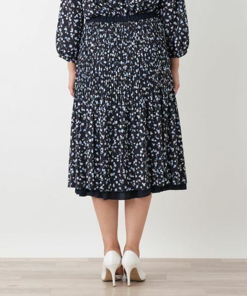 Leilian PLUS HOUSE / レリアンプラスハウス ロング・マキシ丈スカート | リバーシブル フラワープリント プリーツスカート【Leilian WHITE LABEL】 | 詳細12