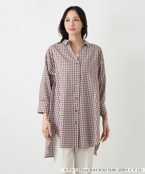 Leilian PLUS HOUSE / レリアンプラスハウス シャツ・ブラウス | ギンガムチュニックブラウス【NEMIKA】（ダークブラウン）
