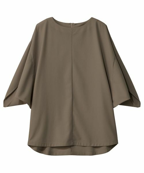 Leilian PLUS HOUSE / レリアンプラスハウス シャツ・ブラウス | ニュアンススリーブカットソー【SORAGE】（モカ）
