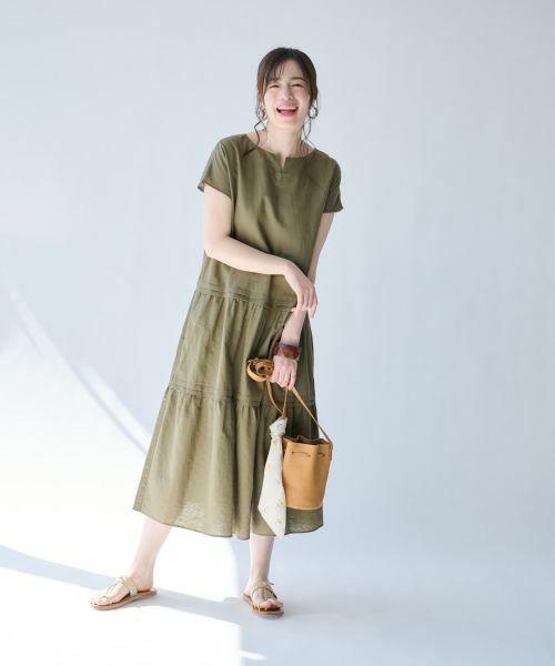 Leilian PLUS HOUSE / レリアンプラスハウス ドレス | キーネックティアードワンピース【SORAGE】 | 詳細11