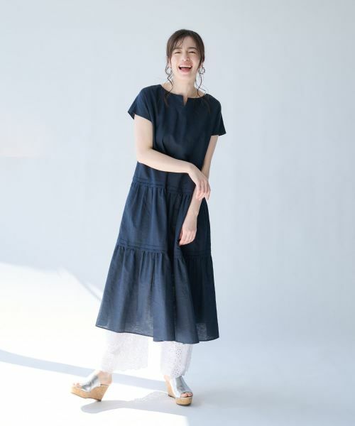 Leilian PLUS HOUSE / レリアンプラスハウス ドレス | キーネックティアードワンピース【SORAGE】 | 詳細4