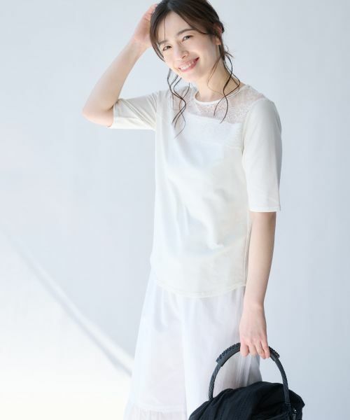 Leilian PLUS HOUSE / レリアンプラスハウス カットソー | 大人の為のレース付きクルーネックTシャツ【SORAGE】 | 詳細1