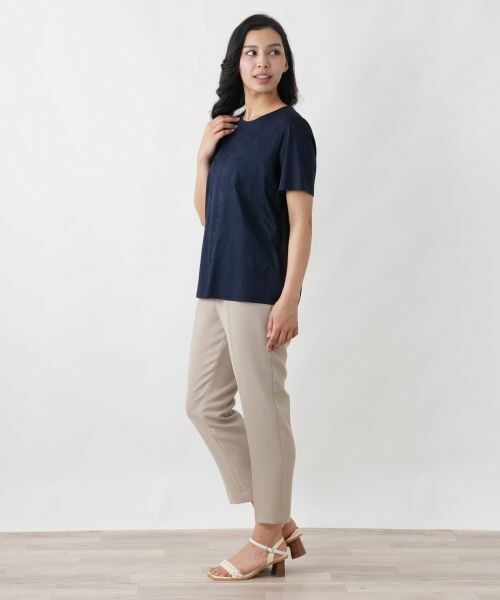 Leilian PLUS HOUSE / レリアンプラスハウス Tシャツ | 花柄カットソー【ROCHAS Premiere】 | 詳細2