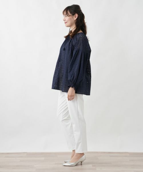 Leilian PLUS HOUSE / レリアンプラスハウス シャツ・ブラウス | カットワークギャザーブラウス【Leilian WHITE LABEL】 | 詳細23
