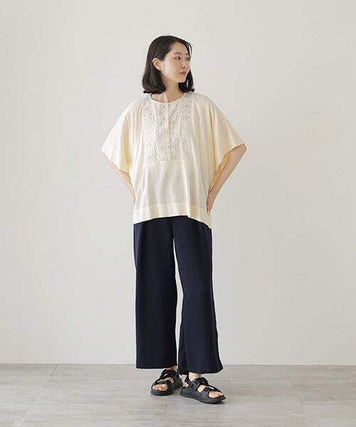 L'EQUIPE / レキップ シャツ・ブラウス | コットンレーヨンローンボタニカルダイポンチョブラウス | 詳細5