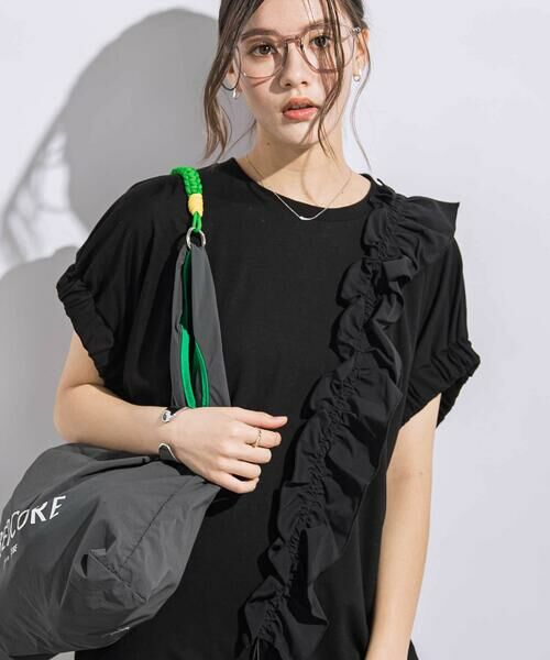 LIBERCORE par BEBE / リベルコア パル ベベ ミニ丈・ひざ丈ワンピース | ワッシャーフリルスムース袖ギャザーワンピース親子お揃い大人(140~160cm) | 詳細4