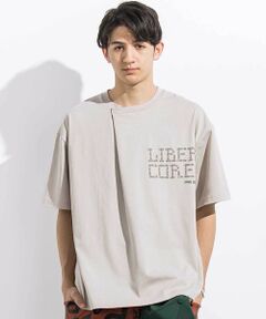LIBERCORE par BEBE / リベルコア パル ベベ Tシャツ | フロントタックロゴプリント天竺半袖Tシャツ親子お揃い大人(140~175cm)