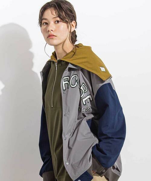 LIBERCORE par BEBE / リベルコア パル ベベ ブルゾン | タフタ×ニット配色刺しゅうロゴスタジャン 親子お揃い 大人(140~175cm) | 詳細3