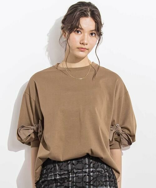 LIBERCORE par BEBE / リベルコア パル ベベ Tシャツ | BIGリボンモチーフバルーンスリーブ天竺6分袖Tシャツ 親子お揃い 大人(140~160cm)（ブラウン）