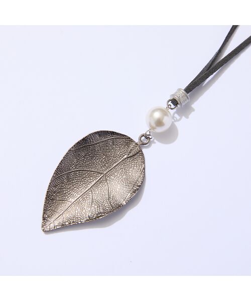 Liliane Burty（Lサイズ） / リリアンビューティ ネックレス・ペンダント・チョーカー | リーフロングネックレス | 詳細4