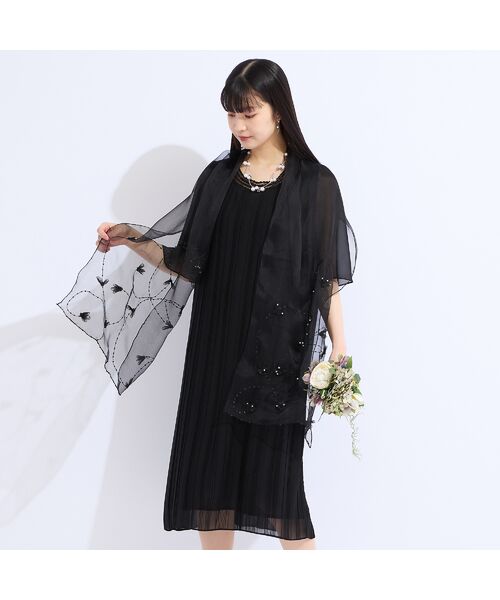 Liliane Burty(Lサイズ) / リリアンビューティ ミニ丈・ひざ丈ワンピース | ソフトジョーゼット刺繍プリーツ加工ワンピース | 詳細2