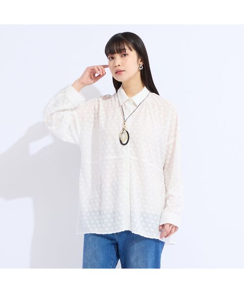 Liliane Burty（Lサイズ） / リリアンビューティ シャツ・ブラウス | 【L・3L】ドットカットジャカードブラウス | 詳細2