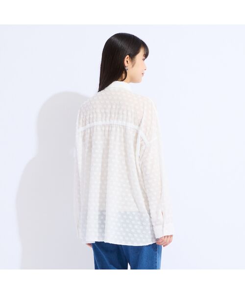 Liliane Burty（Lサイズ） / リリアンビューティ シャツ・ブラウス | 【L・3L】ドットカットジャカードブラウス | 詳細4