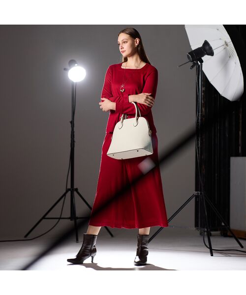 【M～4L】今年の注目カラーは「赤」