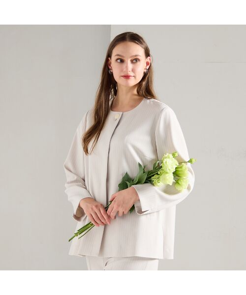 Liliane Burty(Lサイズ)/リリアンビューティ 【M~4L/セットアップ対応】ストライプノーカラージャケット ベージュ LL Liliane Burty(Lサイズ)/リリアンビューティ 【M~4L/セットアップ対応】ストライプノーカラージャケット ベージュ LL