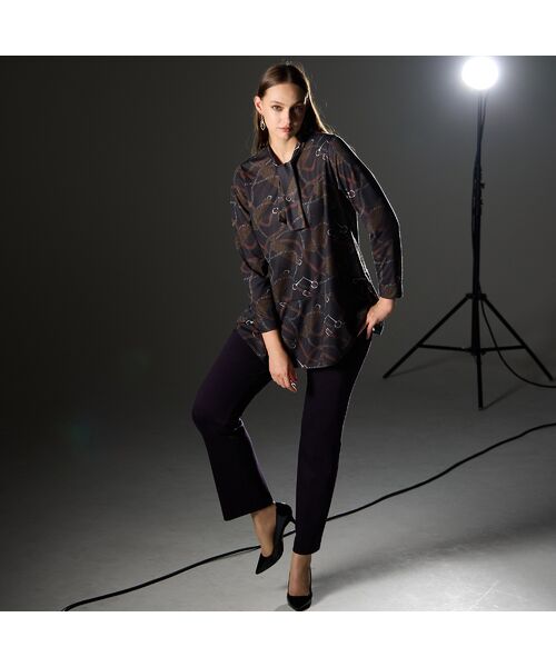 Liliane Burty（Lサイズ） / リリアンビューティ カットソー | 【M～4L】オーナメントプリントボウタイTシャツ | 詳細6