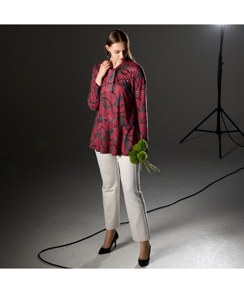 Liliane Burty（Lサイズ） / リリアンビューティ カットソー | 【M～4L】オーナメントプリントボウタイTシャツ | 詳細14