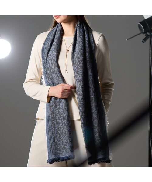 Liliane Burty（Lサイズ） / リリアンビューティ マフラー・ショール・スヌード・ストール | イタリア製英字ロゴストール | 詳細5