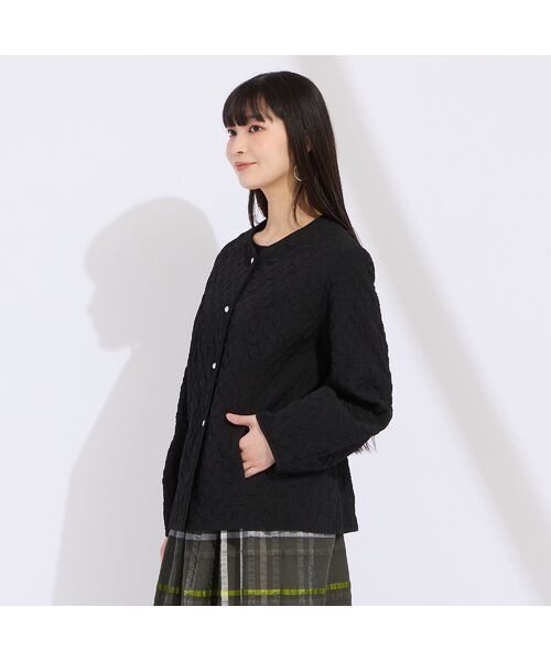 Liliane Burty(Lサイズ) / リリアンビューティ ノーカラージャケット | 【L~4L】フラワージャカード中綿ジャケット | 詳細9