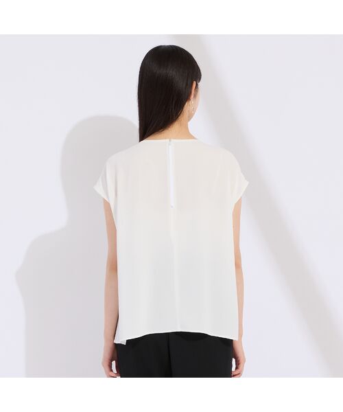 Liliane Burty（Lサイズ） / リリアンビューティ シャツ・ブラウス | 【WEB先行販売/セットアップ対応】バックサテン梨地フレンチスリーブブラウス | 詳細3