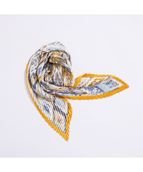 Liliane Burty（Lサイズ） / リリアンビューティ バンダナ・スカーフ | ウォッシャブル幾何柄プリーツスカーフ（イエロー）