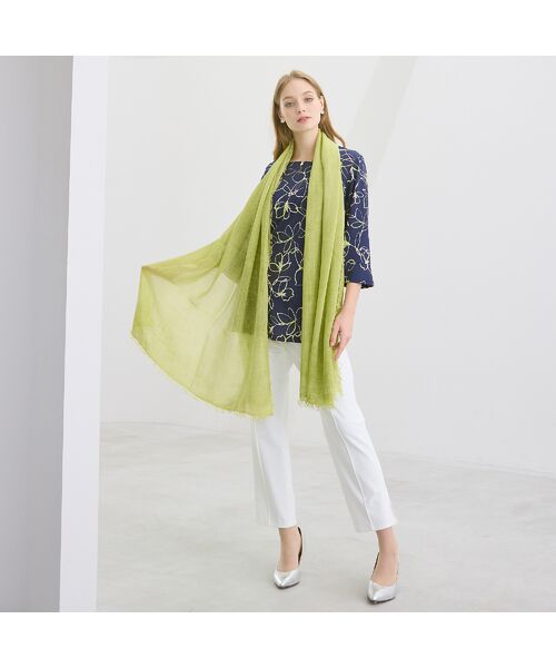 Liliane Burty（Lサイズ） / リリアンビューティ マフラー・ショール・スヌード・ストール | イタリア製　大判無地ストール | 詳細2