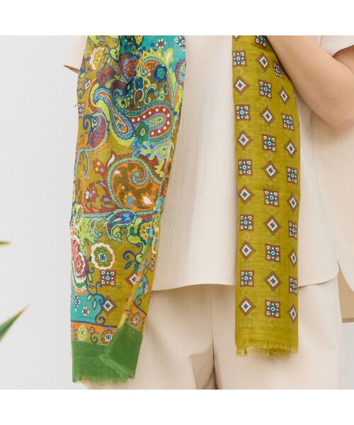 Liliane Burty（Lサイズ） / リリアンビューティ マフラー・ショール・スヌード・ストール | イタリア製　ペイズリープリントストール | 詳細3