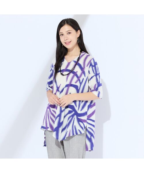 Liliane Burty(Lサイズ) / リリアンビューティ カットソー | 【M~4L】リーフバックカットジャカードTシャツ(ホワイト)