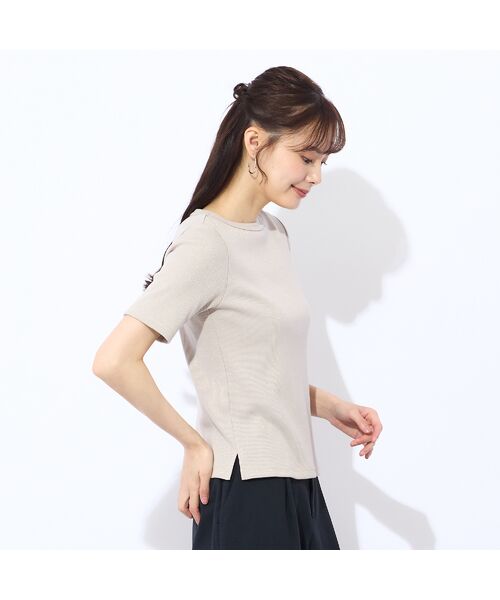 Liliane Burty ECLAT(Sサイズ)/リリアンビューティ エクラ 【S・Mサイズ】ラメリブジャージー 半袖Tシャツ ライトベージュ S Liliane Burty ECLAT(Sサイズ)/リリアンビューティ エクラ 【S・Mサイズ】ラメリブジャージー 半袖Tシャツ ライトベージュ S