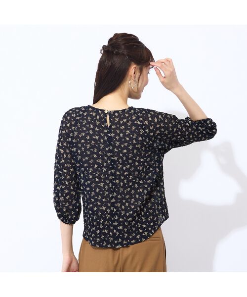 Liliane Burty ECLAT（Sサイズ） / リリアンビューティ エクラ シャツ・ブラウス | 【洗える】ストレッチシアープリントブラウス | 詳細3