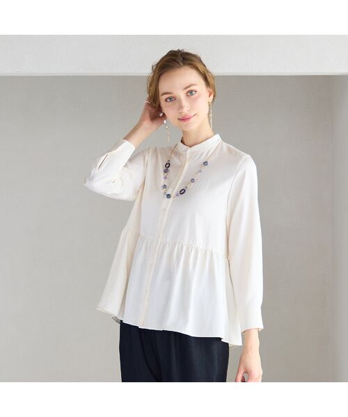 Liliane Burty ECLAT（Sサイズ） / リリアンビューティ エクラ シャツ・ブラウス | 【洗える】シルキーツイルバンドカラーブラウス | 詳細1