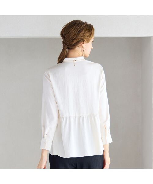 Liliane Burty ECLAT（Sサイズ） / リリアンビューティ エクラ シャツ・ブラウス | 【洗える】シルキーツイルバンドカラーブラウス | 詳細3