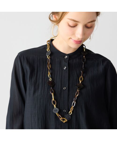 Liliane Burty ECLAT（Sサイズ） / リリアンビューティ エクラ ネックレス・ペンダント・チョーカー | 【一部店舗・オンラインショップ限定】ホーン透かし彫りトグルネックレス | 詳細3