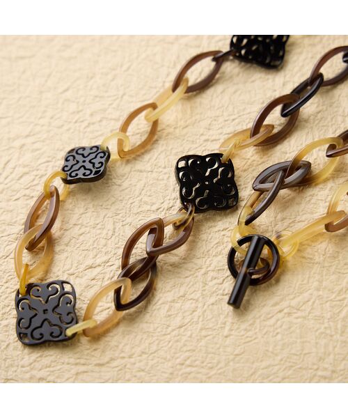 Liliane Burty ECLAT（Sサイズ） / リリアンビューティ エクラ ネックレス・ペンダント・チョーカー | 【一部店舗・オンラインショップ限定】ホーン透かし彫りトグルネックレス | 詳細7