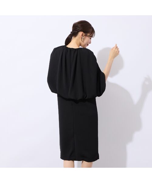 Liliane Burty ECLAT（Sサイズ） / リリアンビューティ エクラ ミニ丈・ひざ丈ワンピース | 【洗える・防しわ性】ケープ風ブラックワンピース | 詳細4