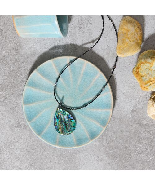 Liliane Burty ECLAT（Sサイズ） / リリアンビューティ エクラ ネックレス・ペンダント・チョーカー | 【一部店舗・オンラインショップ限定】アバロンシェル2WAYマグネットネックレス（ブルー）