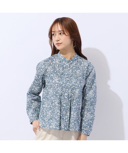 Liliane Burty ECLAT（Sサイズ） / リリアンビューティ エクラ シャツ・ブラウス | 【洗える】リバティ　小花プリントフリル衿ブラウス（ブルー）