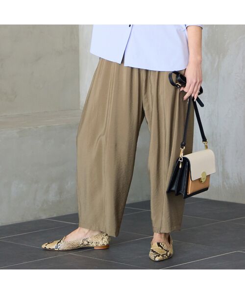 Liliane Burty ECLAT（Sサイズ） / リリアンビューティ エクラ その他パンツ | 【洗える】バルーンシルエットオールゴムパンツ（カーキ）