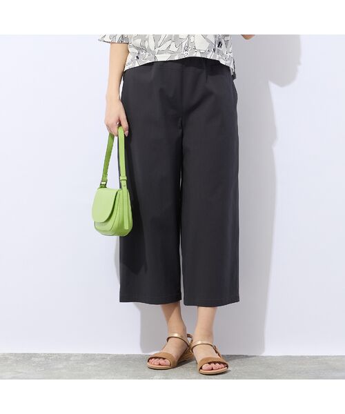 Liliane Burty ECLAT（Sサイズ） / リリアンビューティ エクラ ショート・ハーフ・半端丈パンツ | 【洗える】接触冷感クロップドパンツ | 詳細3