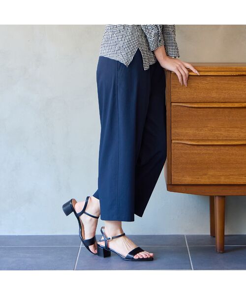 Liliane Burty ECLAT（Sサイズ） / リリアンビューティ エクラ ショート・ハーフ・半端丈パンツ | 【洗える】接触冷感クロップドパンツ | 詳細7