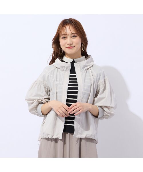 Liliane Burty ECLAT（Sサイズ） / リリアンビューティ エクラ その他アウター | シャーリングライトパーカ（ライトベージュ）